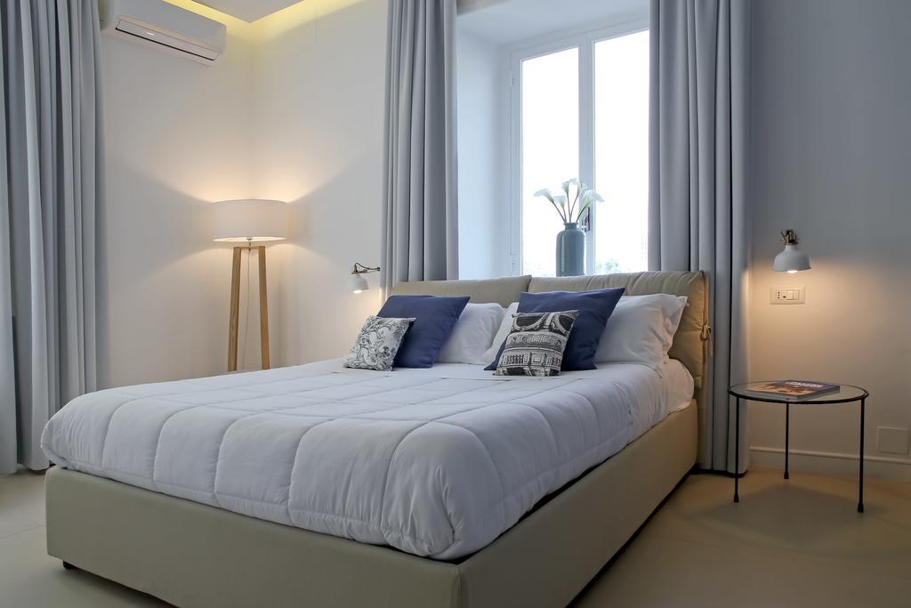 Starhost - Petit B&B Salerno Kültér fotó